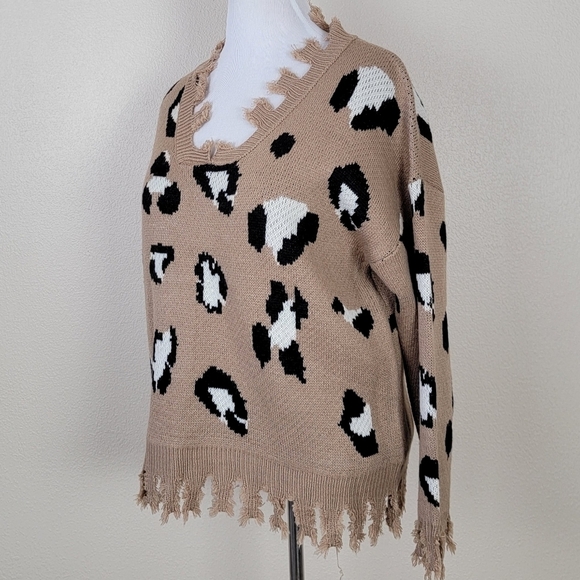 Entro Distressed Leopard Oversized Sweater S - Picture 2 of 7